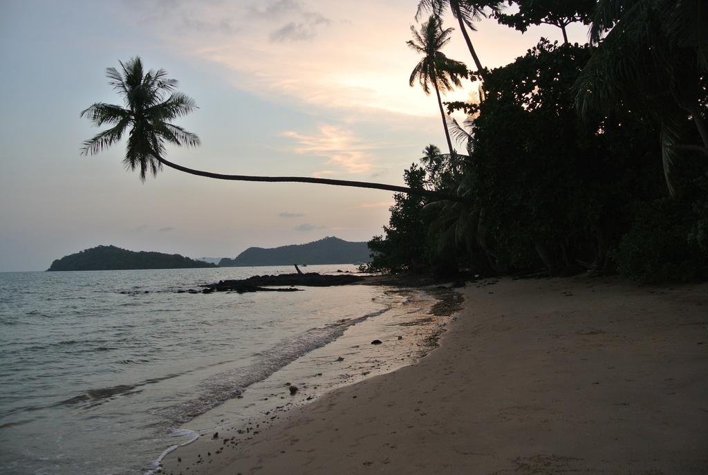 Monkey Island Resort Koh Mak Exteriör bild